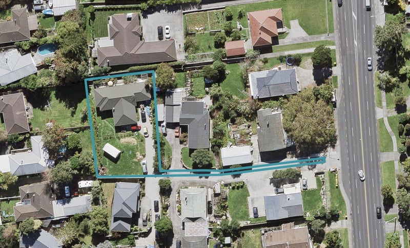 4204B Great North Road, Glendene, Auckland - Carousel 1