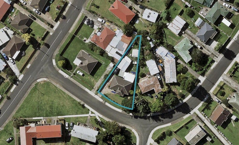 21 Tindall Crescent, Otara, Auckland - Carousel 1