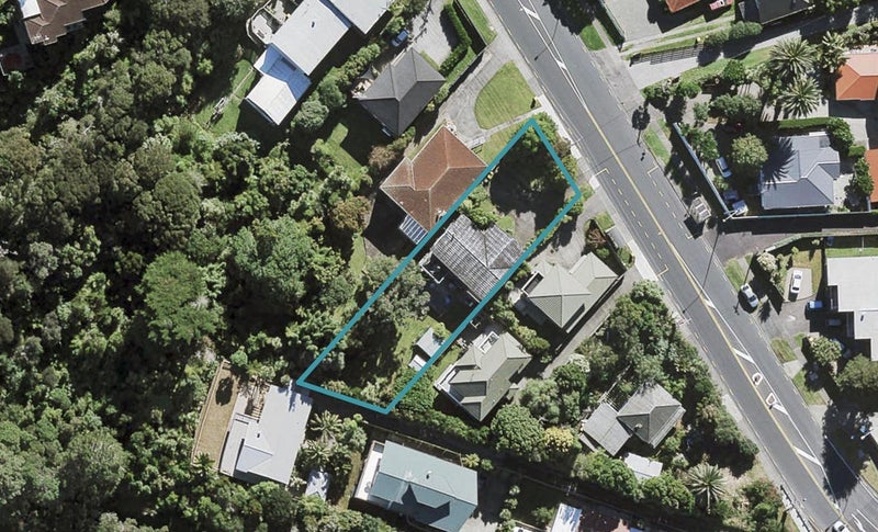 8 Waipa Street, Birkenhead, Auckland - Carousel 1