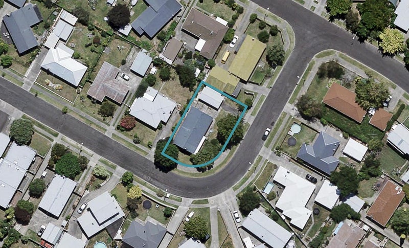 4 Liverpool Crescent, Tamatea, Napier - Carousel 1