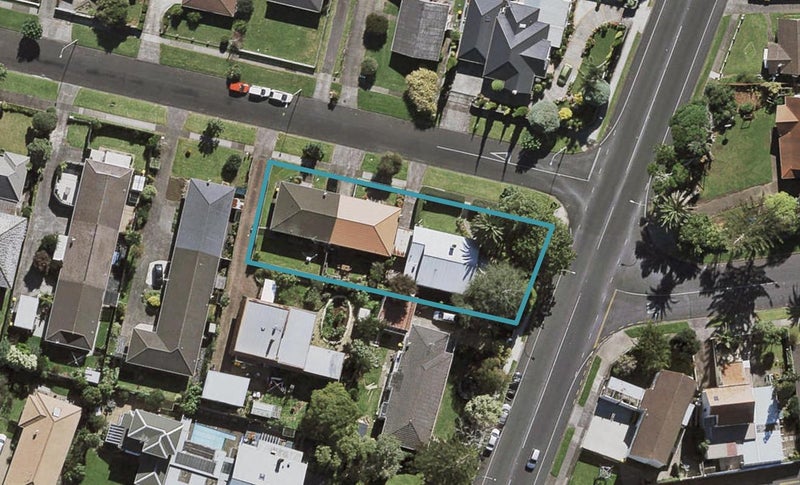 52 Kolmar Road, Papatoetoe, Auckland - Carousel 1