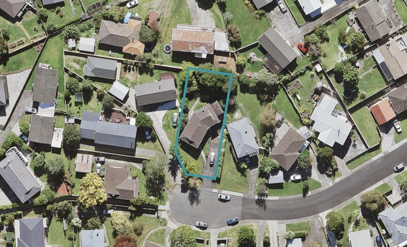 9 Karo Place, Glendene, Auckland - Carousel 1