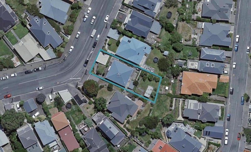 85 Waipapa Road, Hataitai, Wellington - Carousel 1