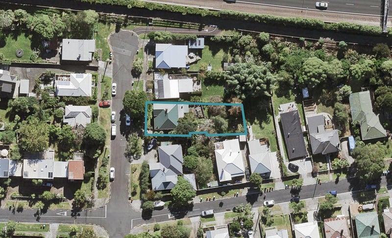 37 Kingsland Avenue, Kingsland, Auckland - Carousel 1