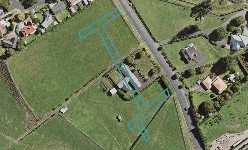 18 Woodstock Lane, Ōpaheke, Papakura - Carousel 1