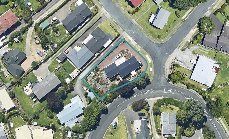 1 Walnut Grove, Omokoroa, Omokoroa - Carousel 1