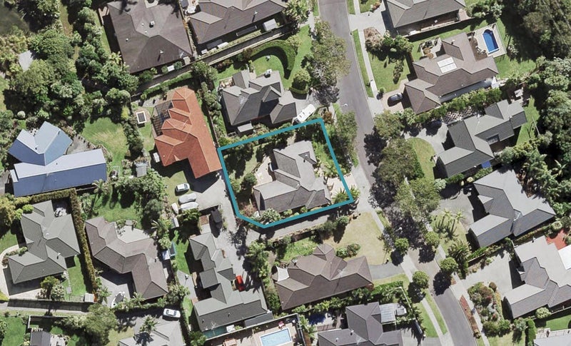 99 Te Wharau Drive, Greenhithe, Auckland - Carousel 1