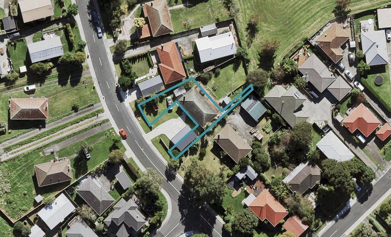 8/67 Kervil Avenue, Te Atatu Peninsula, Auckland - Carousel 1