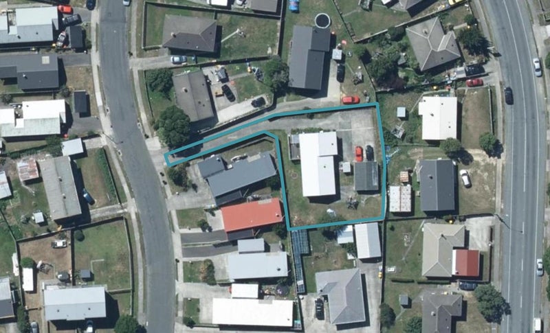 74 Westmeath Street, Waitangirua, Porirua - Carousel 1
