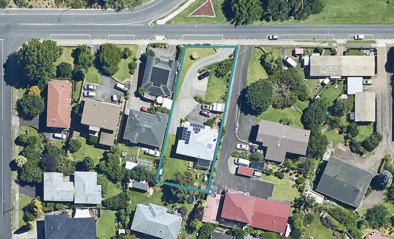 6 Vale Street, Otumoetai, Tauranga - Carousel 1