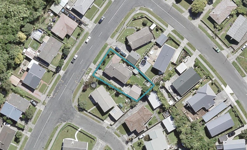 216 Major Drive, Kelson, Lower Hutt - Carousel 1