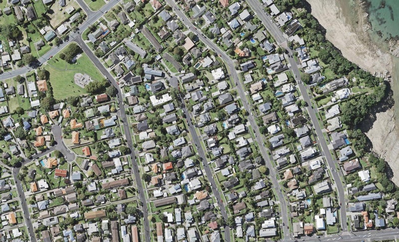 18 Hemi Street, Narrow Neck, Auckland - Carousel 1