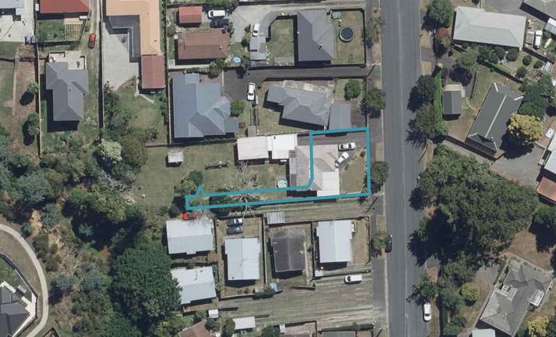 1/8 Saxbys Road, Glenview, Hamilton - Carousel 1