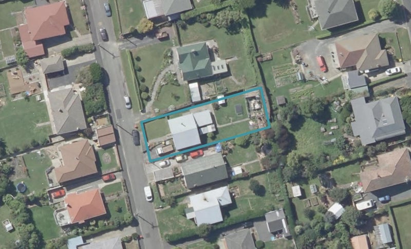 19 Alexander Street, Abbotsford, Dunedin - Carousel 1