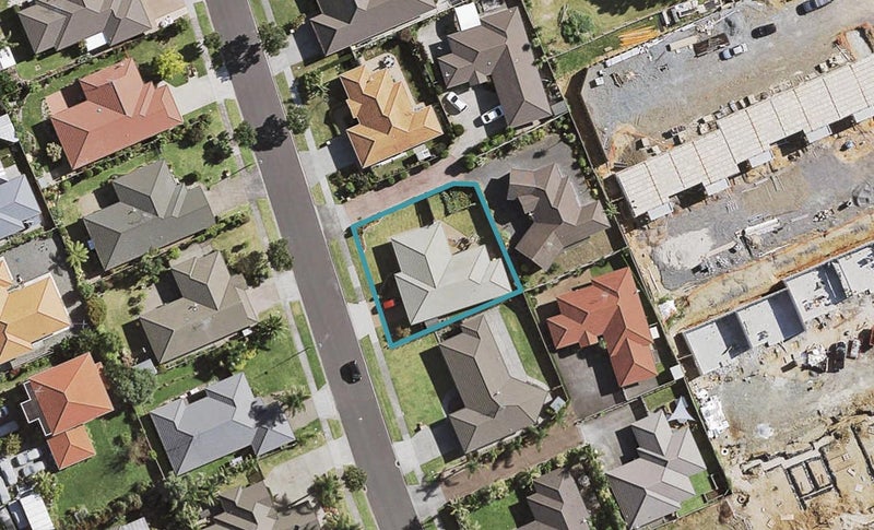 18 Norm Pellow Drive, Manurewa, Auckland - Carousel 1