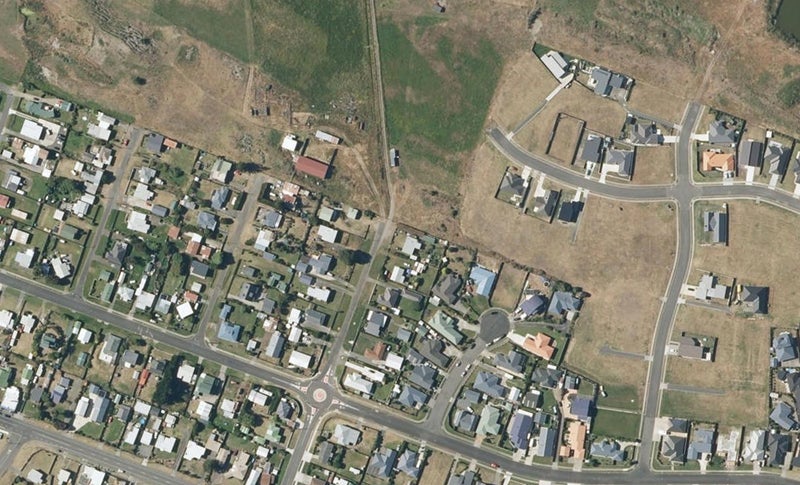 13 Taylor Street, Foxton Beach, Foxton - Carousel 1