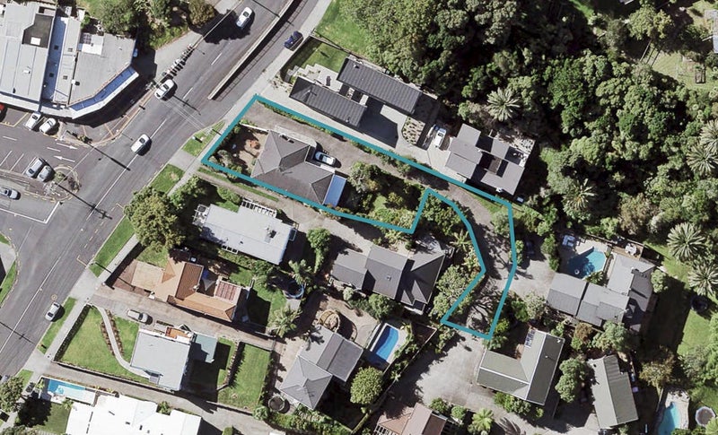 2/488 Riddell Road, St Heliers, Auckland - Carousel 1