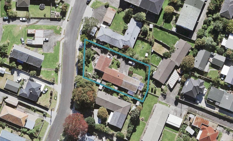 15 Copley Street, New Lynn, Auckland - Carousel 1