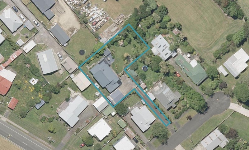 1A Lenihan Street, Whanganui East, Whanganui - Carousel 1