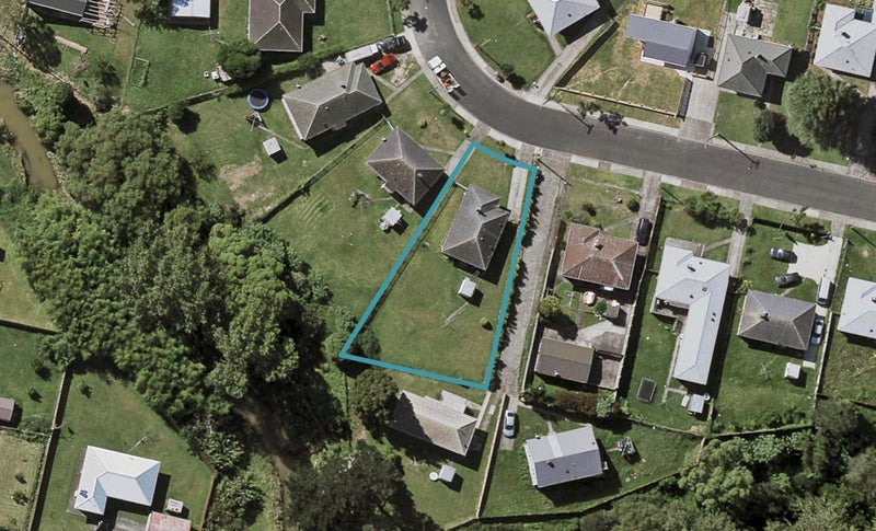 13 Clarkson Crescent, Otara, Auckland - Carousel 1
