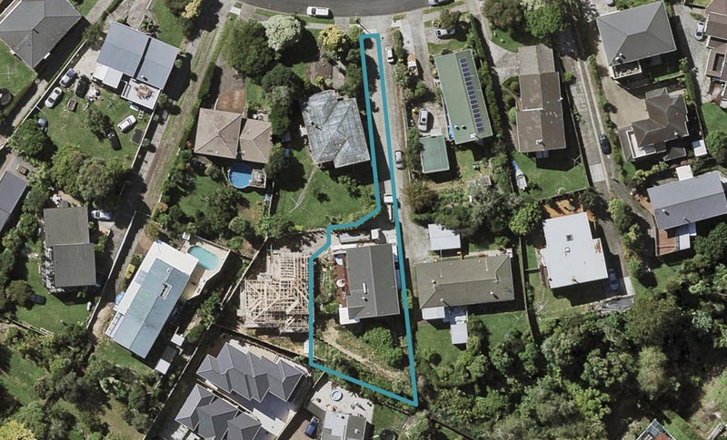 19 Miramar Place, Pakuranga, Auckland - Carousel 1