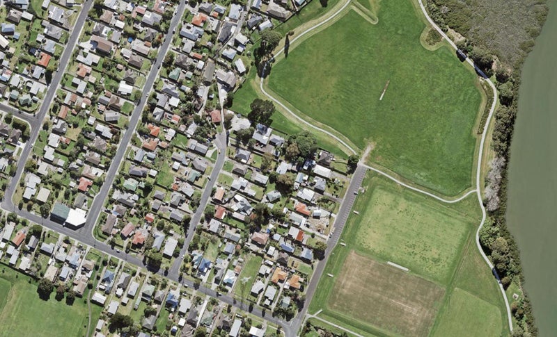 17A Martin Place, Kelston, Auckland - Carousel 1