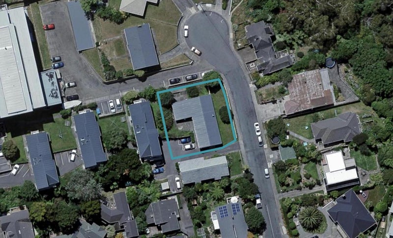 5 Paeroa Street, Newtown, Wellington - Carousel 1