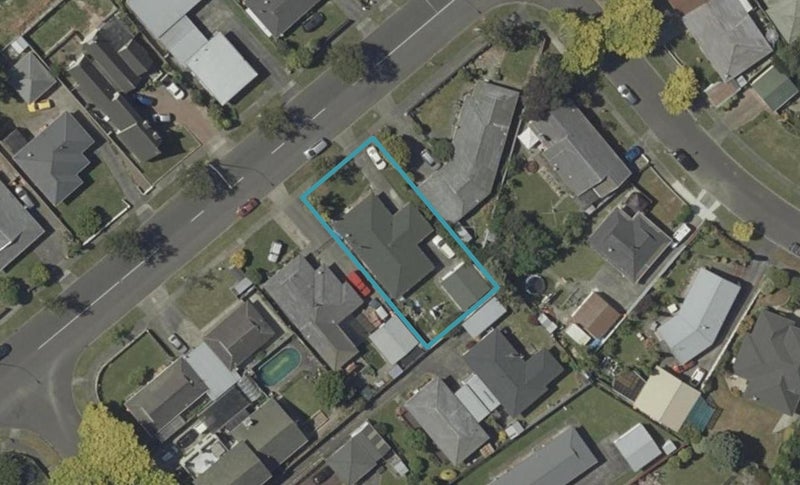 110 Benmore Avenue, Cloverlea, Palmerston North - Carousel 1