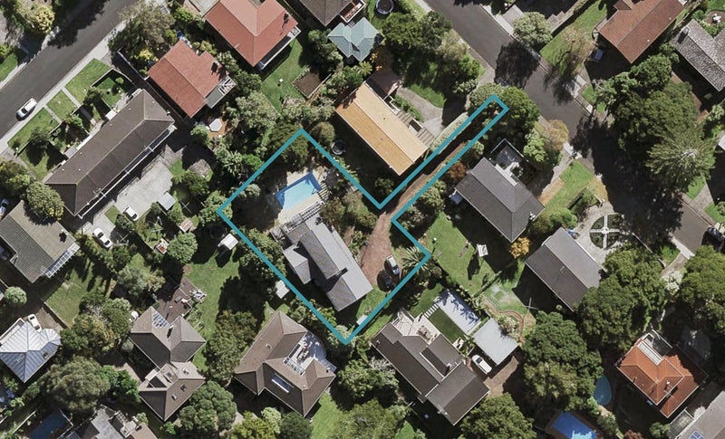 5 Northgrove Avenue, Hillcrest, Auckland - Carousel 1