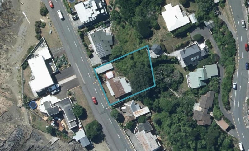8 Moana Road, Plimmerton, Porirua - Carousel 1