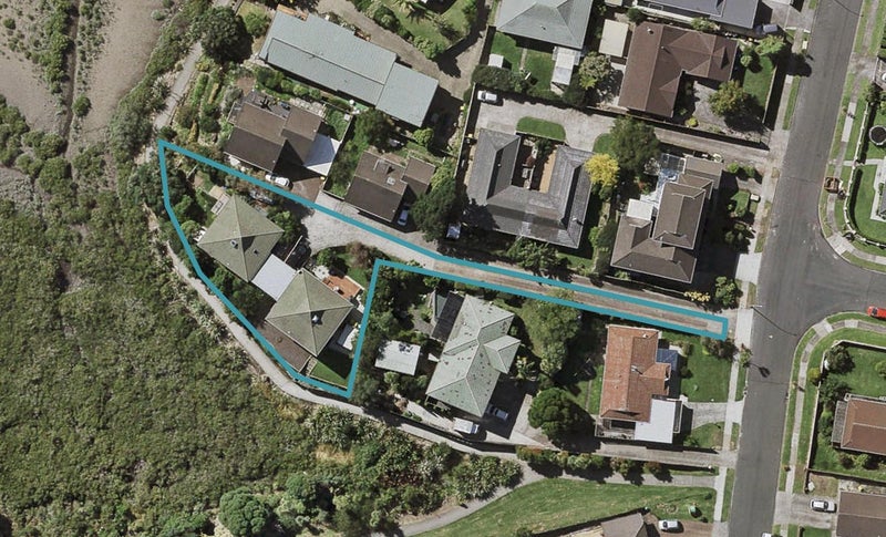 18B Kentigern Close, Pakuranga, Auckland - Carousel 1