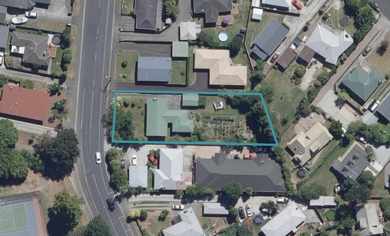 64 Knighton Road, Hillcrest, Hamilton - Carousel 1