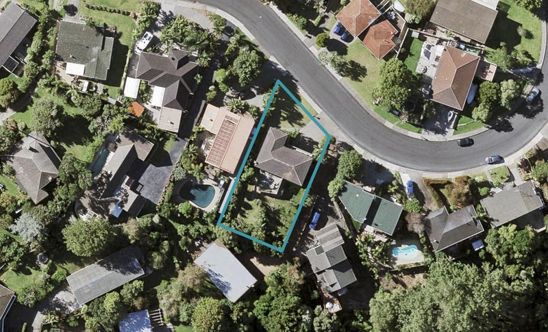 5 Tanglewood Place, Cockle Bay, Auckland - Carousel 1