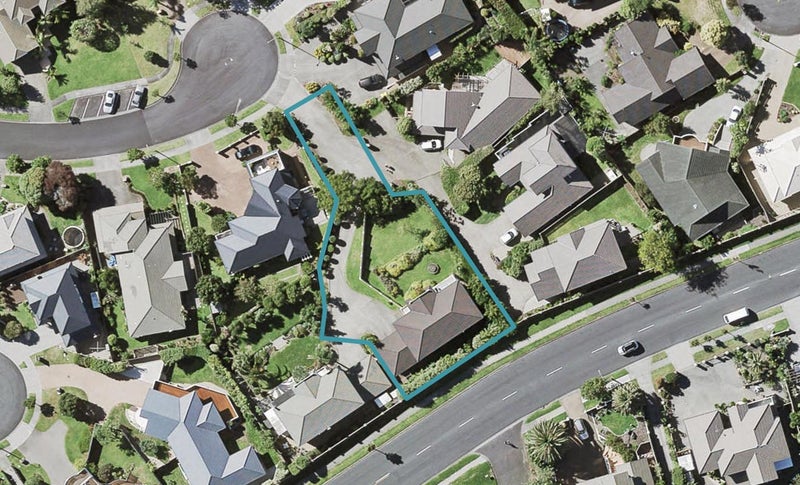 25 Woodgers Way, Somerville, Auckland - Carousel 1