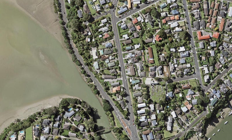 2/34 Church Crescent, Panmure, Auckland - Carousel 1