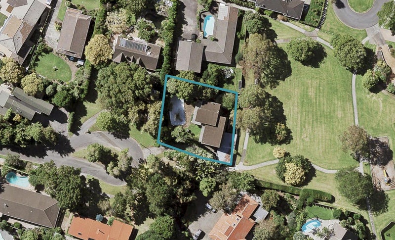 12 Meanda Gardens, Sunnyhills, Auckland - Carousel 1