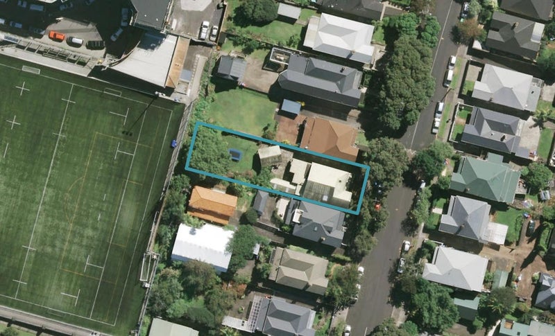12 Maungawhau Road, Epsom, Auckland - Carousel 1