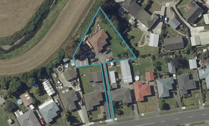 21 Pembroke Street, Highbury, Palmerston North - Carousel 1