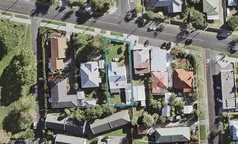 55 New Windsor Road, New Windsor, Auckland - Carousel 1
