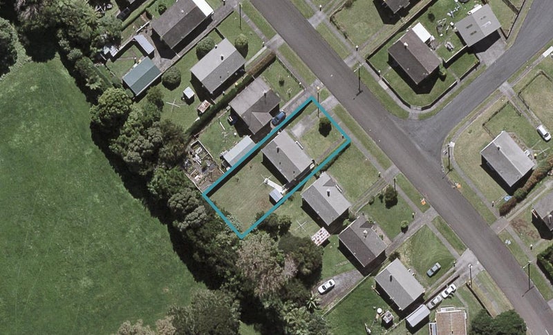 65 Cook Street, Marfell, New Plymouth - Carousel 1