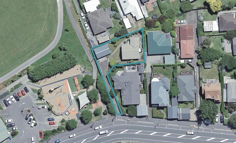 382 Karori Road, Karori, Wellington - Carousel 1