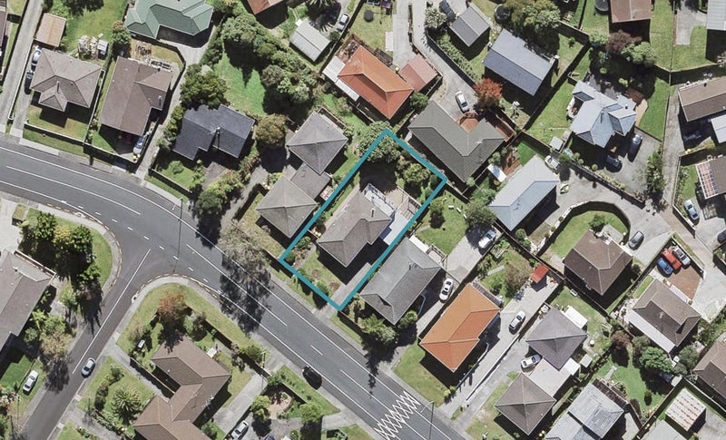 36 Butterworth Drive, Glendene, Auckland - Carousel 1