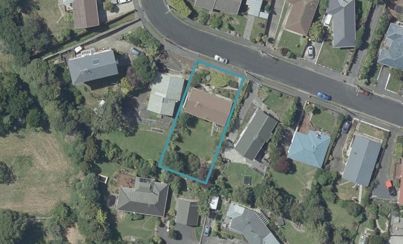 11 Bell Crescent, Concord, Dunedin - Carousel 1