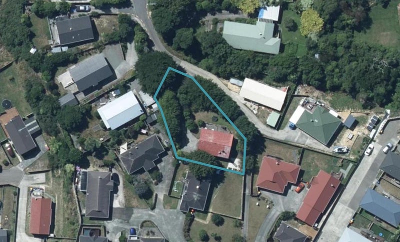 98 Arawhata Street, Ranui, Porirua - Carousel 1