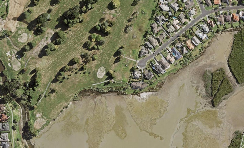 92 Waituarua Drive, Takanini, Auckland - Carousel 1