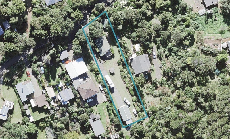 132 Cornwallis Road, Cornwallis, Auckland - Carousel 1