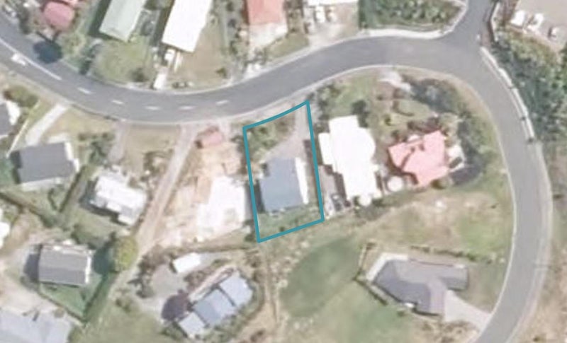 13 Dudley Crescent, Cable Bay, Cable Bay - Carousel 1