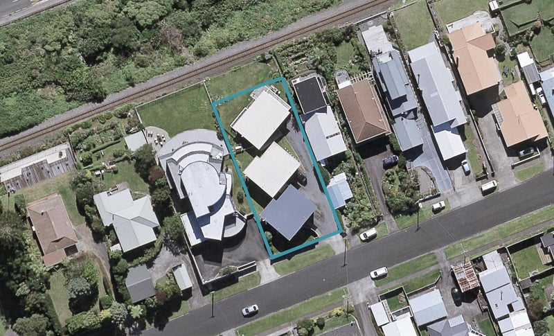 3/16 Roy Terrace, Moturoa, New Plymouth - Carousel 1