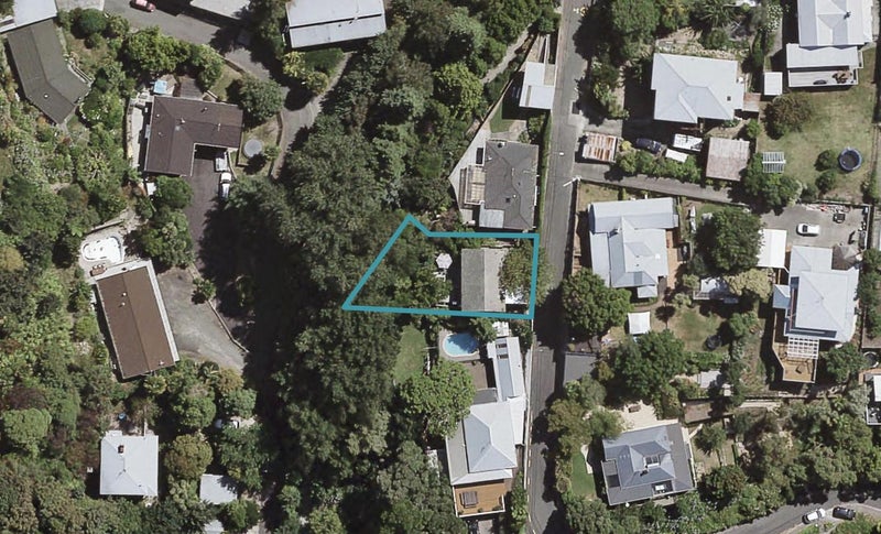 118 Priestley Terrace, Bluff Hill, Napier - Carousel 1