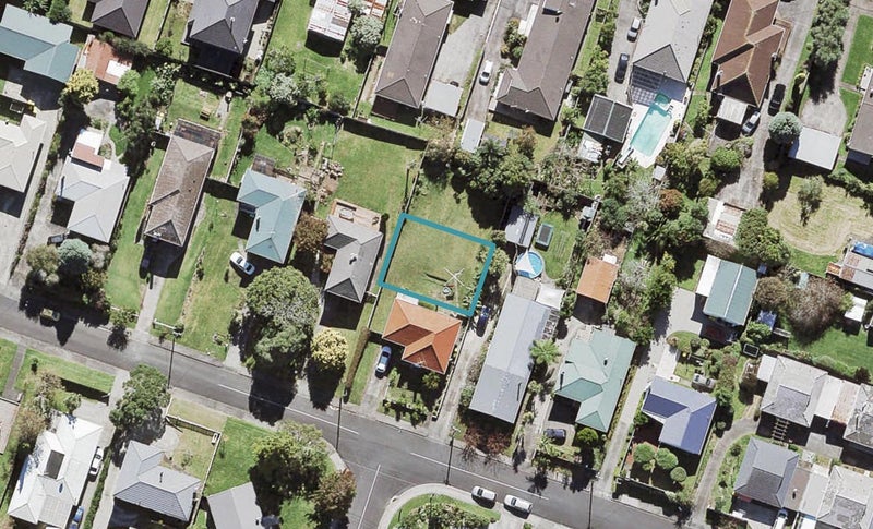 7A Hinau Street, New Lynn, Auckland - Carousel 1